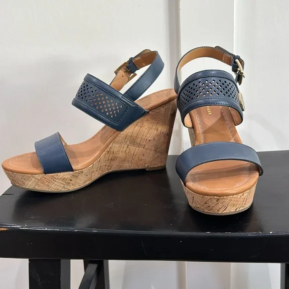 Tommy Hilfiger - Wedges Womens size 7.5 - Picture 3 of 10